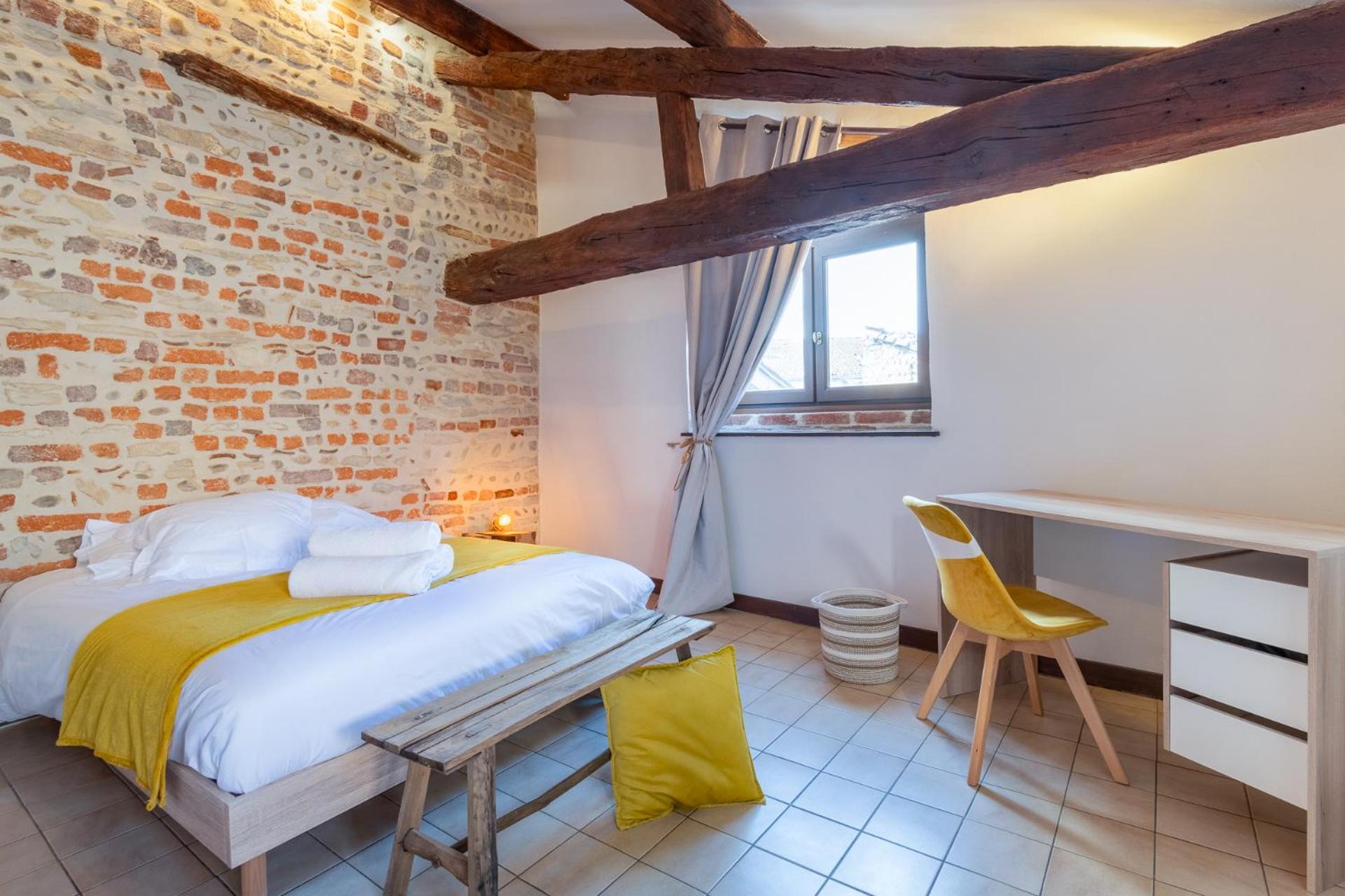 Apartment Plongez Dans L'histoire Du Centre-ville - Le Refuge Medieval - 3 Etoiles Bourg-en-Bresse